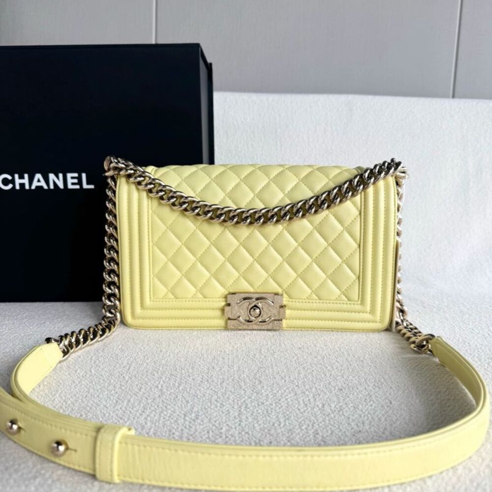 Chanel Women Pre-Loved Bag Very Good Condition